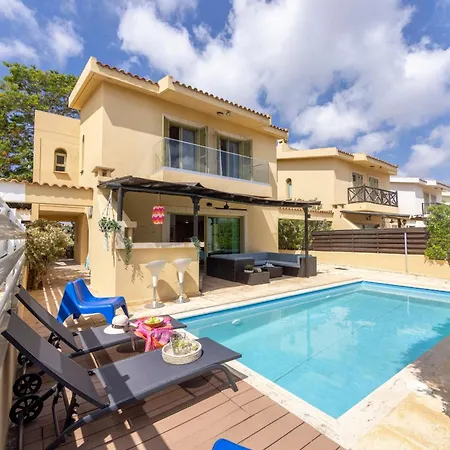 Marina Seaside Villa *